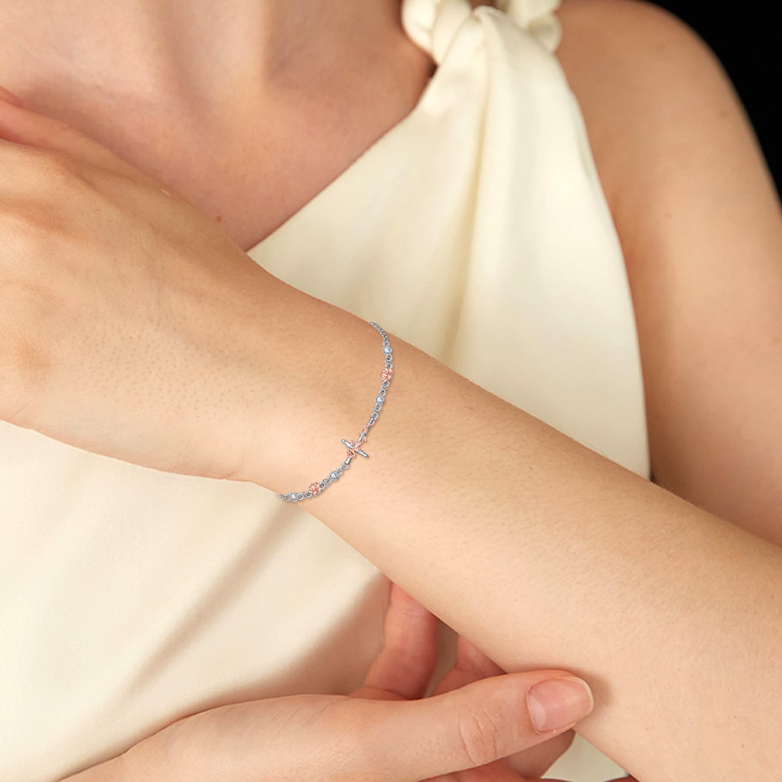 YAFEINI Braccialetto con croce per donne e ragazze, in argento Sterling, con croce cristiana laterale, catena a maglia religiosa, idea regalo