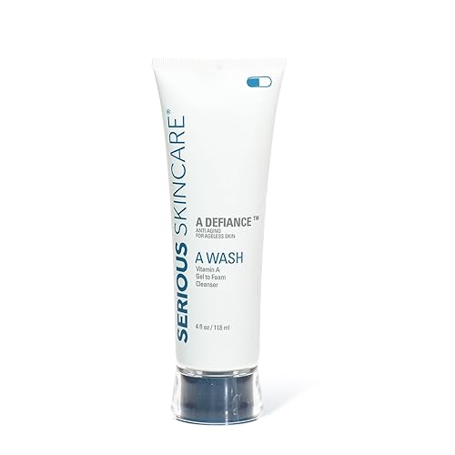 Miniatura 3 de Serious Skincare A Defiance A Wash Vitamina A Gel a Espuma Limpiador para Piel Sin Edad - Retinol - Fruta de Papaya y Extracto de Caña de Azúcar -