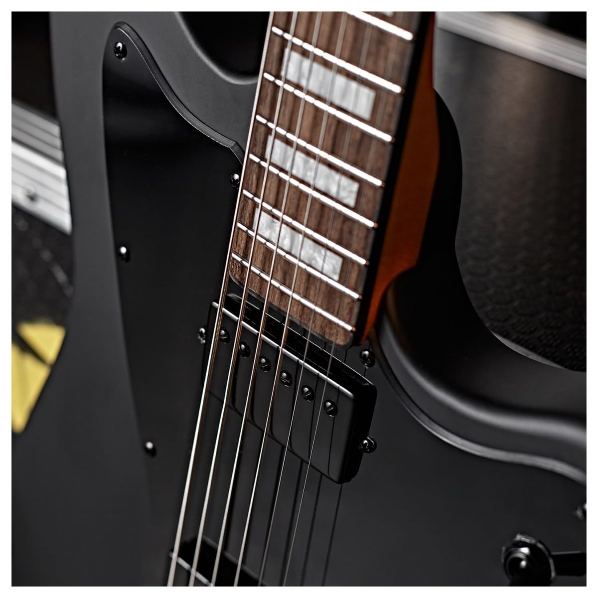G4M 638 Flicorno soprano baritono chitarra elettrica, Neroout | Manico Acero Tostato 27" Ideale per Accordature Basse, Bassi Equilibrati con Corde .013-.062, Doppi Humbucker Ceramici