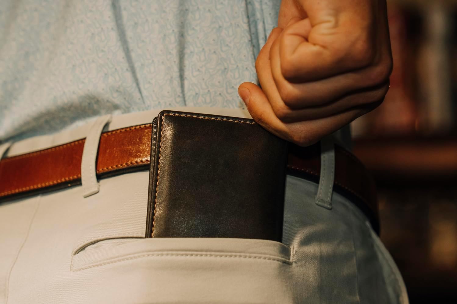 House of Jack Co. Slim Card Wallet for Men, Minimalist Front Pocket Leather Card Holder With Gift Box, Compact Bifold Card Case, Full Grain Cowhide Wallet, Black - Image 5