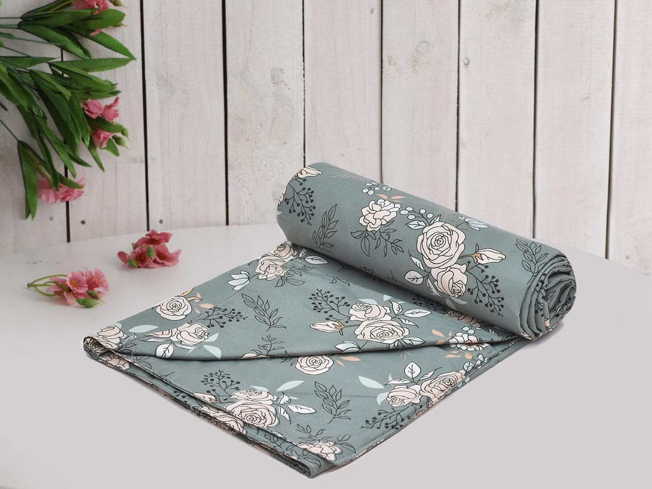 Super Soft Microfiber Cotton Double Duvet Cover/Comforter Cover/Rajai Cover/Floral/Blanket Cover/Quilt Cover King Size 90X 100(Inches) With Zipper With Four Corner Ties, 144 tc