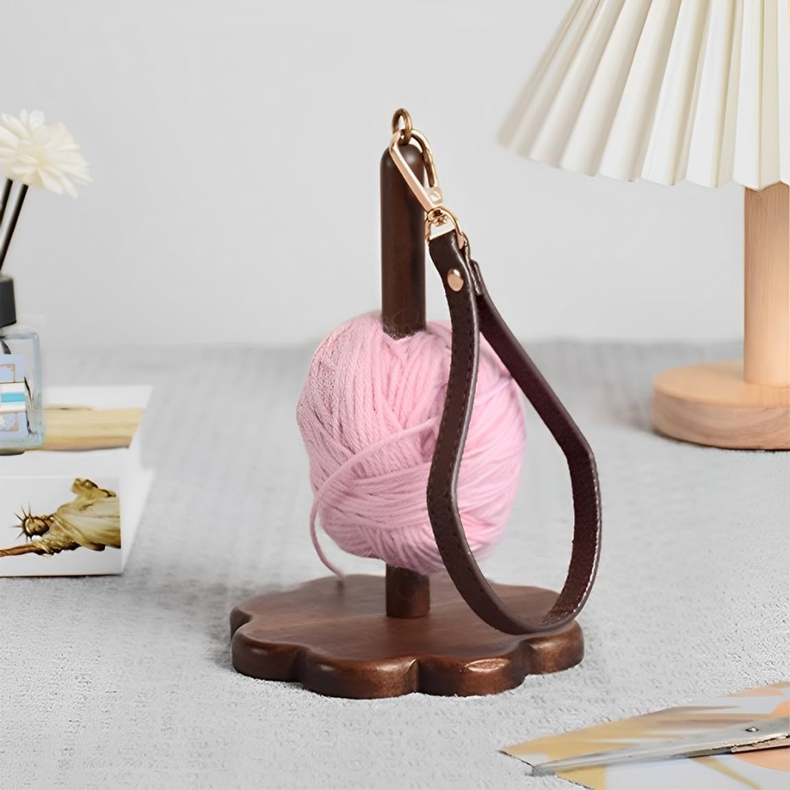 Portable Wrist Yarn Holder for Crocheting and Knitting, Wooden Yarn Ball Minder with Leather Strap, Yarn Spinner Stand for Yarn Storage and Organizer, Crochet Accessories for Beginners and Experts