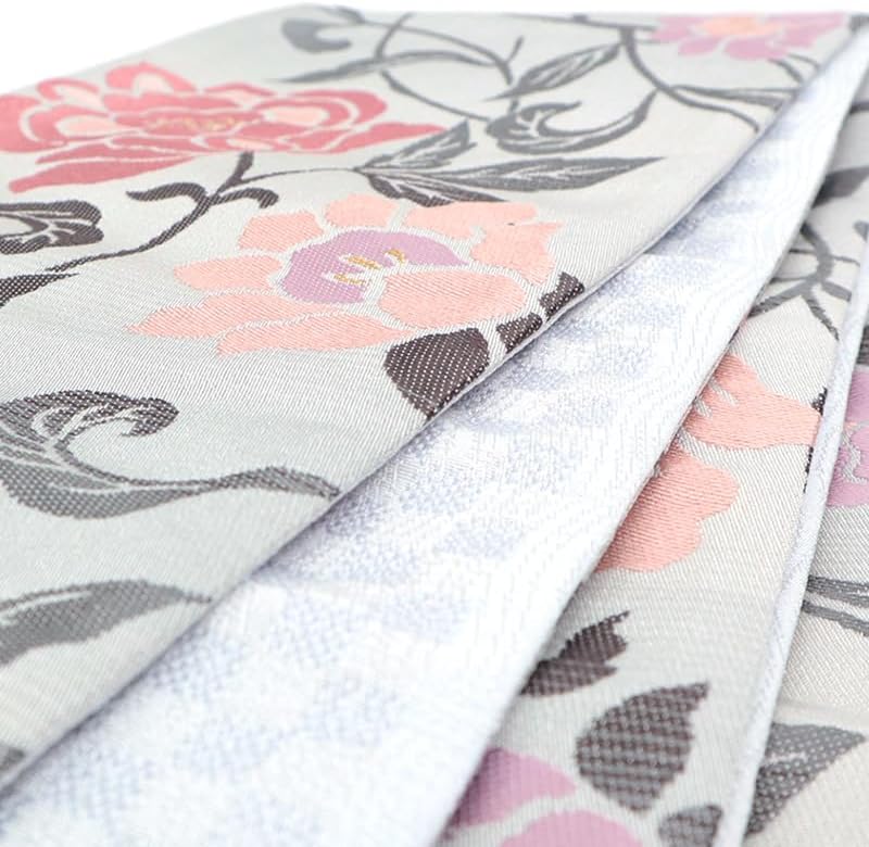 トリート　新郎セット　ハンカチ　カフリングス トリート 新郎セット ハンカチ カフリングス タキシード小物のご紹介