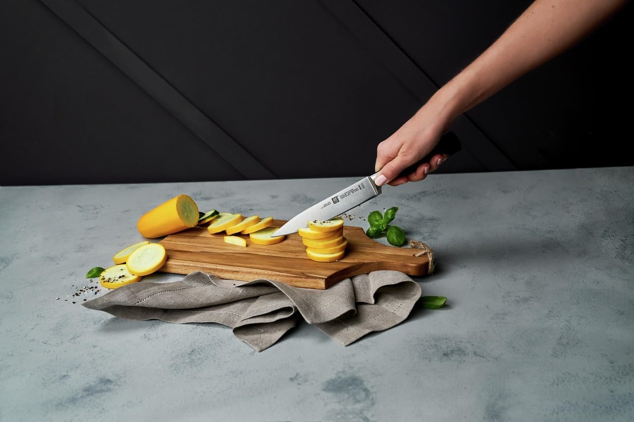 ZWILLING 31070-161-0 FOUR STAR Nóż do krojenia 16 cm, srebrny/czarny