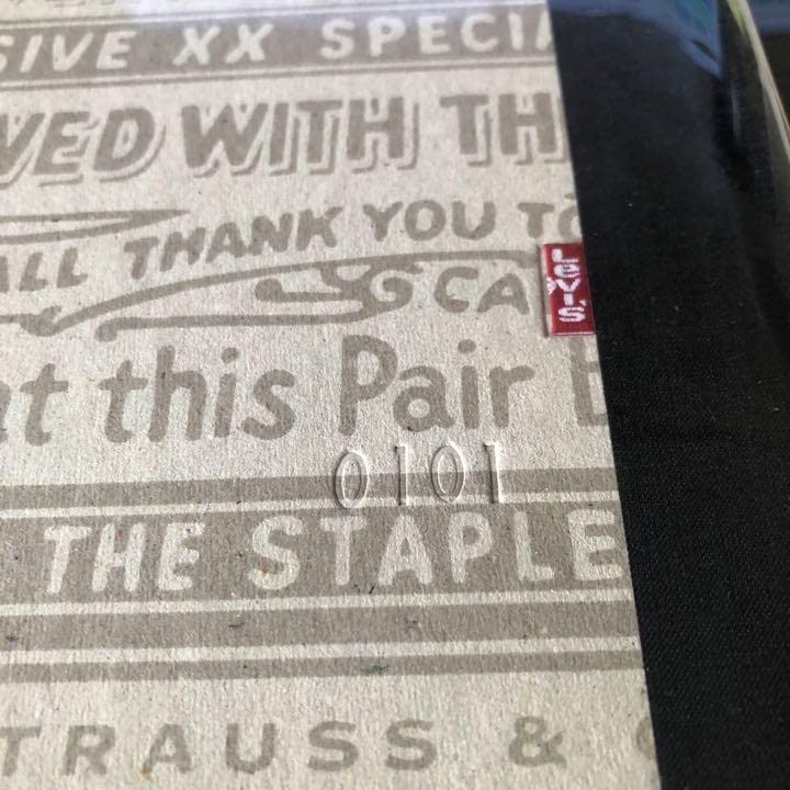 This is a pair of Levi’s Jeans リーバイス　古本 Amazon.co.jp: This is a pair of Levi's Jeans リーバイス 古本