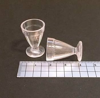 10点セット貴重品！パフェグラス　アンティーク　セット販売のみ 貴重品！パフェグラスアンティークセット販売のみ10点セット