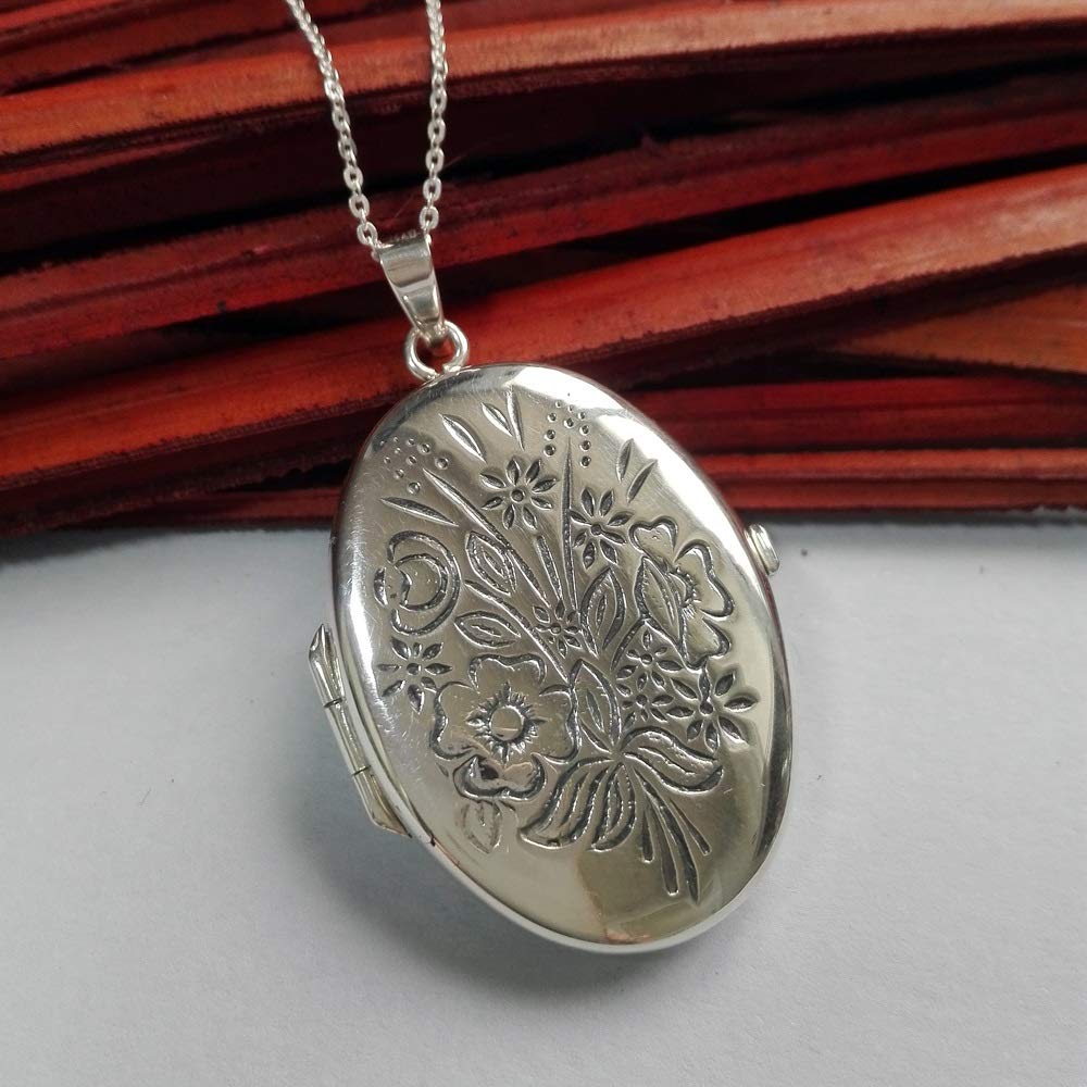Collar Colgante Guardapelo de Plata De Ley para Mujer Oval con Flores - Incluye una Cadena de Plata de 45 cm y un Estuche para Regalo