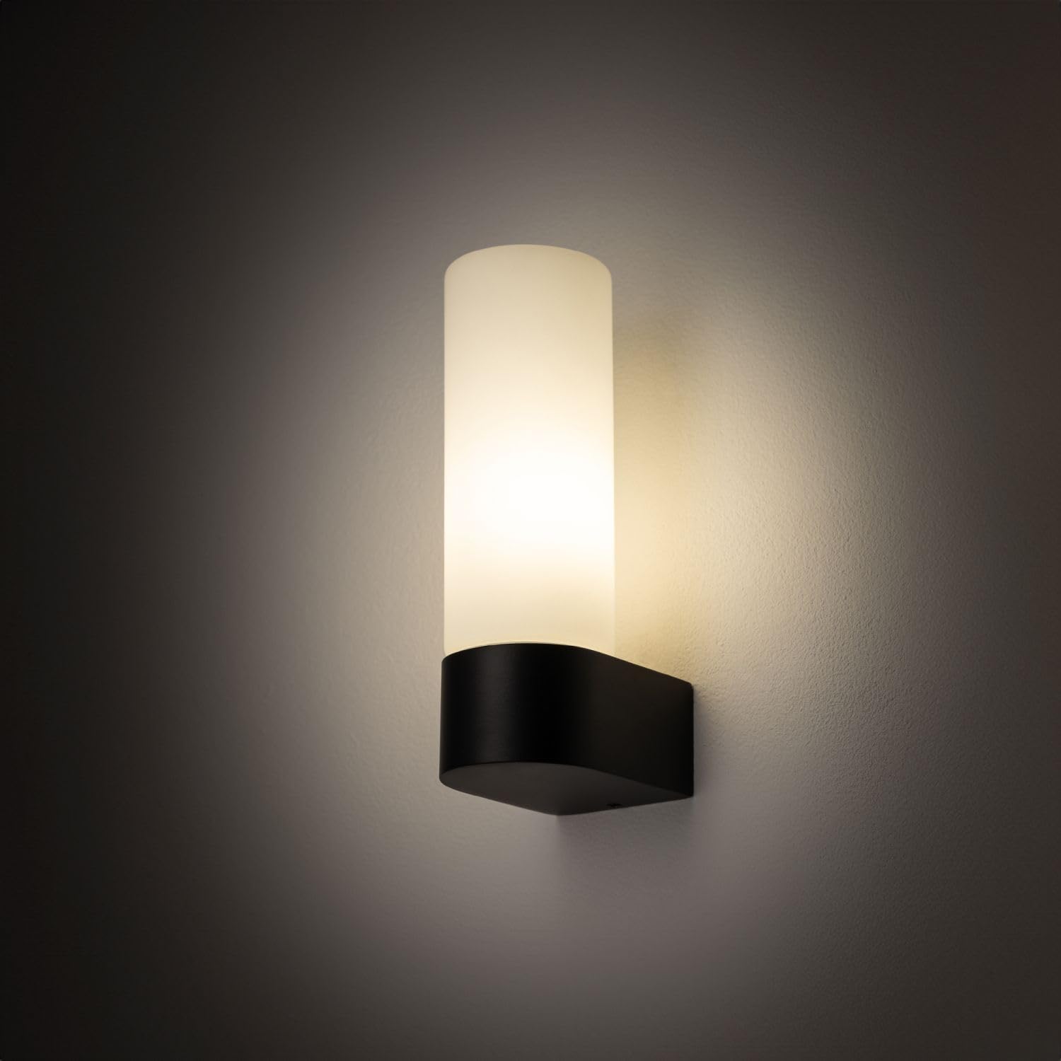 Licht-Erlebnisse Wandleuchte Aluminium Glas Schwarz Weiß IP44 Badezimmer Flur B:5 cm G9 satiniert blendarm Fackel Modern gemütliche Wandlampe Küche JUNARD
