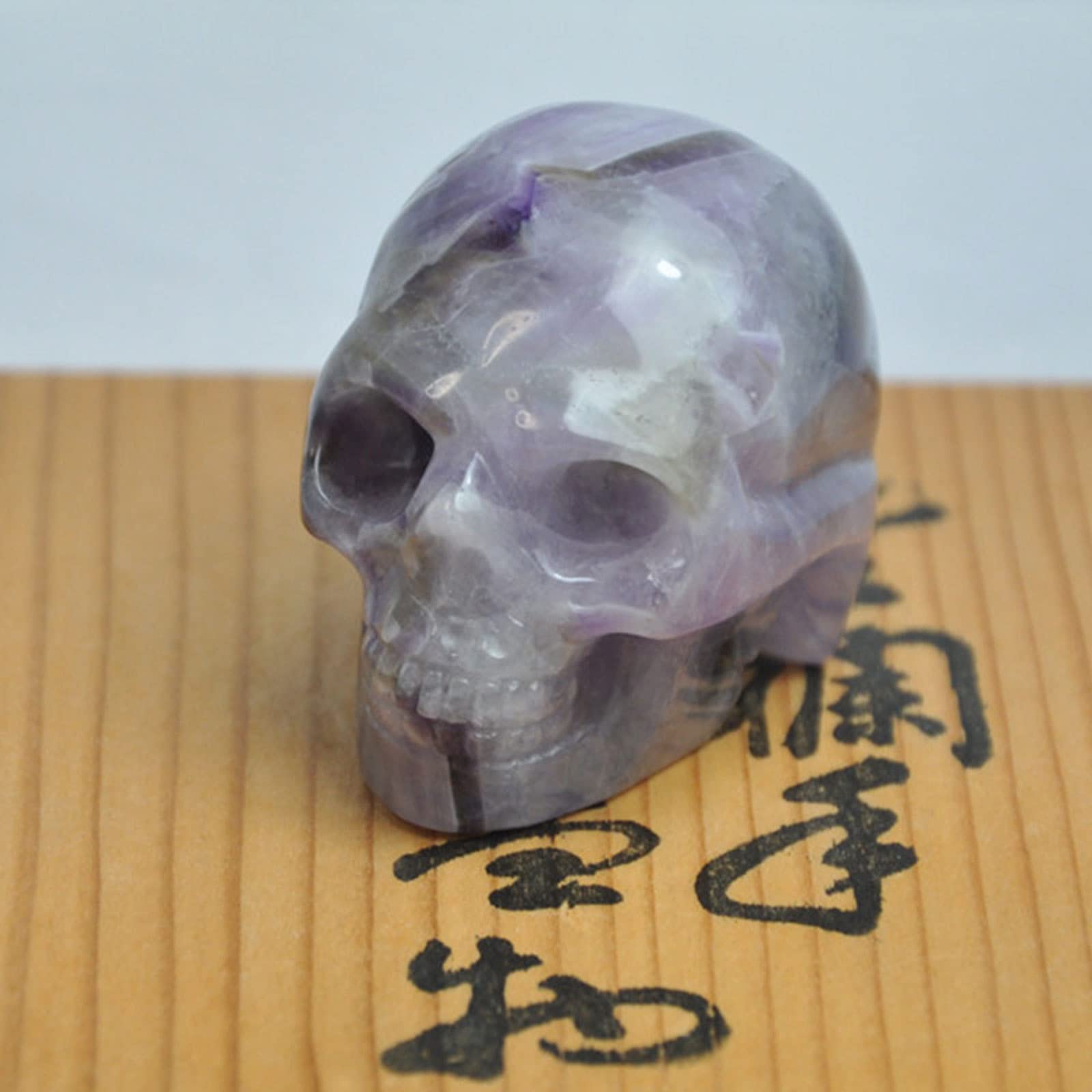 Amazon.co.jp: 2インチの彫刻の頭蓋骨の彫像 クリスタルスカルの彫刻