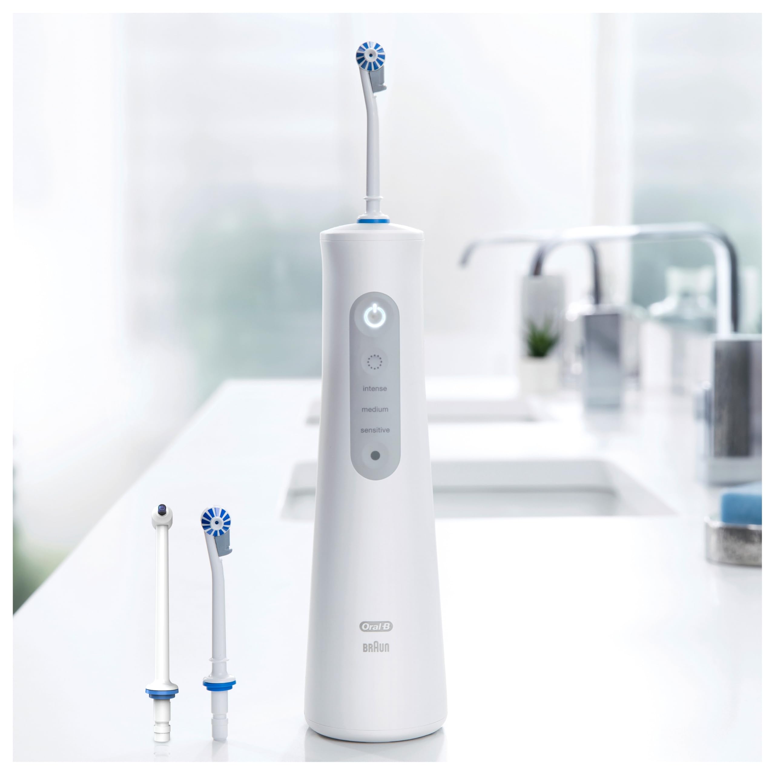 Oral-B AquaCare Series 6, Kabellose Munddusche, Weiß/Grau | Zahnzwischenraumreiniger, Sanfte Zahnreinigung Und Gesünderes Zahnfleisch, Oxyjet-Technologie, 3 Modi für Zahnpflege