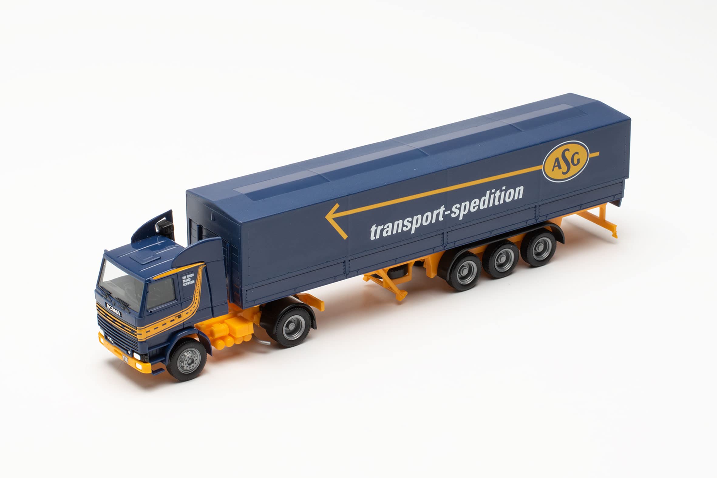 herpa truck model Scania 142 Planen-Tractor-trailer ASG true to its original scale of 1:87 - Image 3