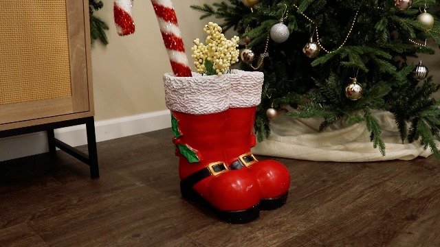 Amazon.com: Sunnydaze Santa Boots Decor - Nostalgic Christmas
