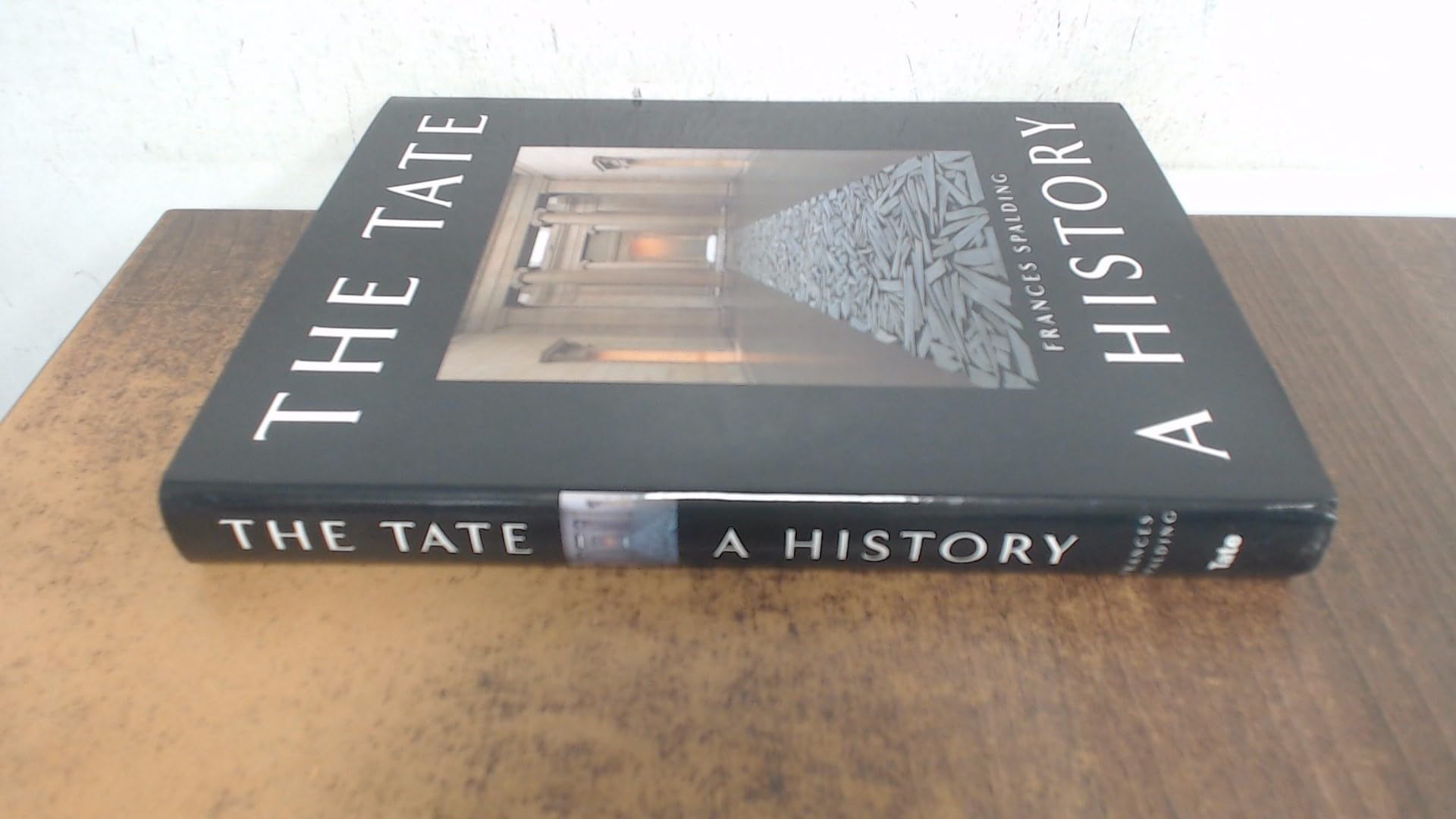 The Tate : a history, sublimez votre table basse avec ce beau livre