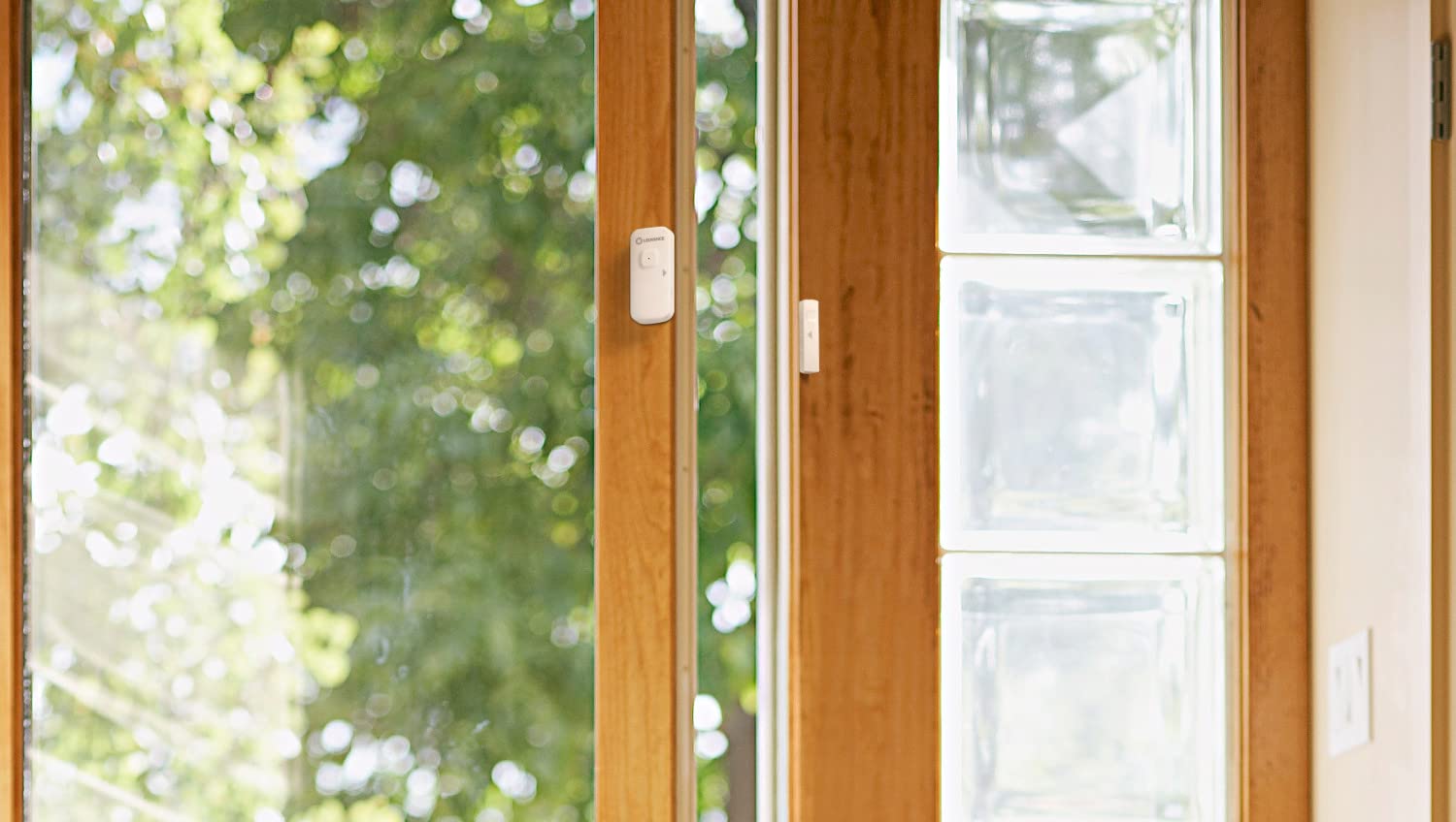 LEDVANCE SMART+ Sensor de contacto con tecnología Wifi para detectar puertas y ventanas abiertas, control a través del smartphone, compatible con Alexa y Google, paquete de 4