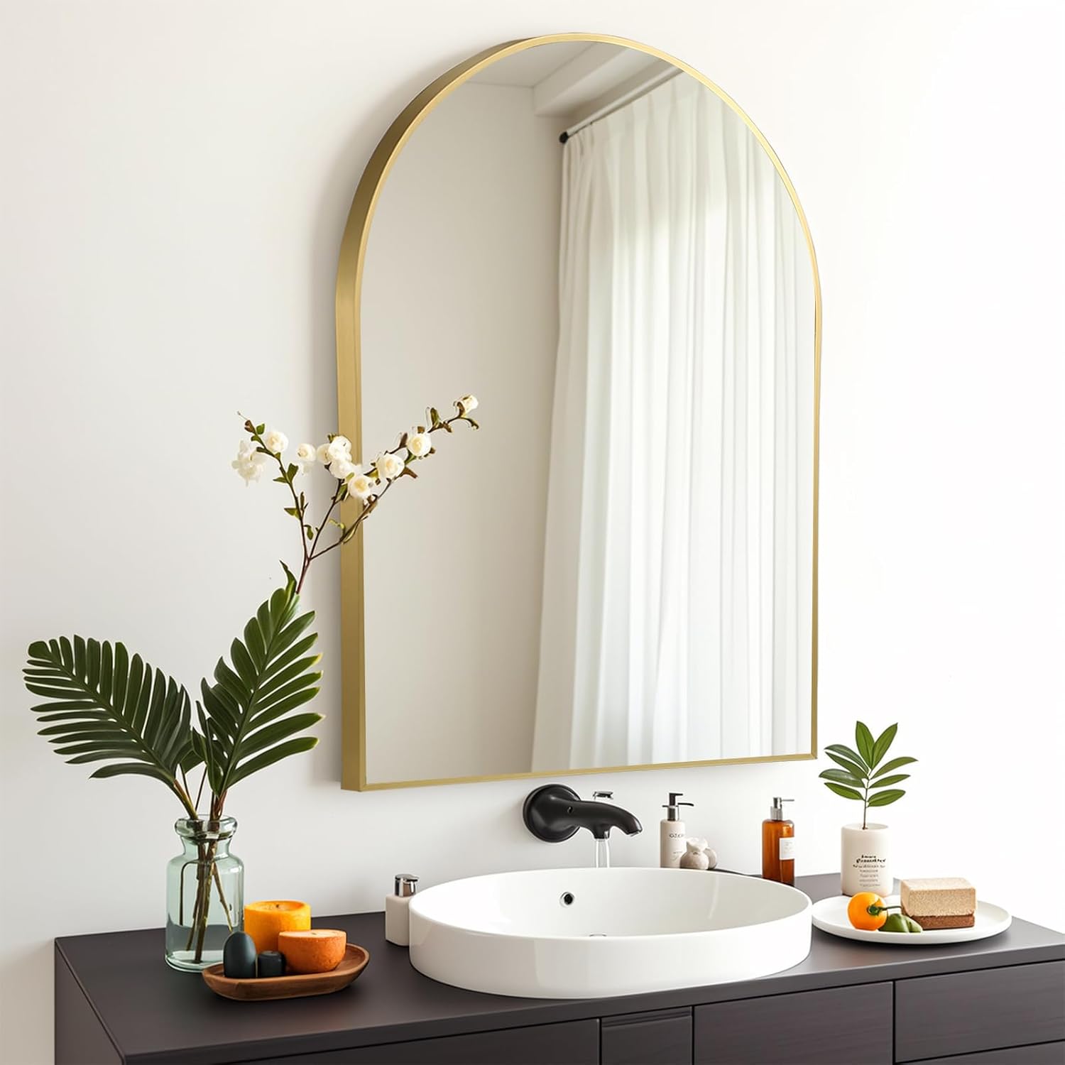 FARMER 22x30 Inch Arch Bathroom Mirror, Arched Gold Mirrors for Wall with Metal Frame, Gold Vanity Mirror, Wall Mounted Top Rounded Mirrors for Bathroom, Bedrooms, Entryways, Living Rooms 22"L x 30"W Gold