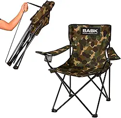 BASK Cadeira Dobrável Portátil Reforçada com Suporte 180kg | Alça de Ombro Integrada | Porta-copo | Conforto e Espaço Ampliado para Camping, Praia e Pesca (Camuflada)