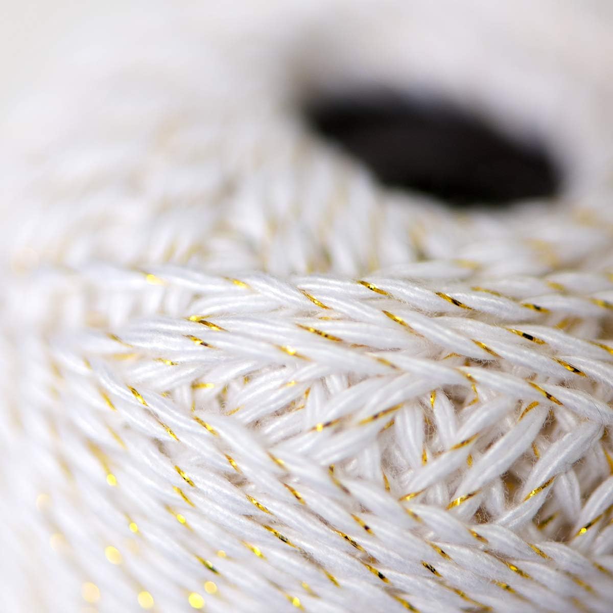 Crochet Cotton Worsted Yarn Crochet Thread Size 8 (10-Pack) 5 Black 5 White Craft Thread