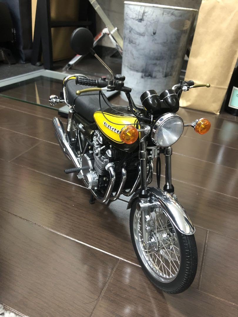 ミニチャンプのZ１のダイキャストです。 Amazon | 絶版 MINICHAMPS ミニチャンプス PMA 1/12 Kawasaki Z1