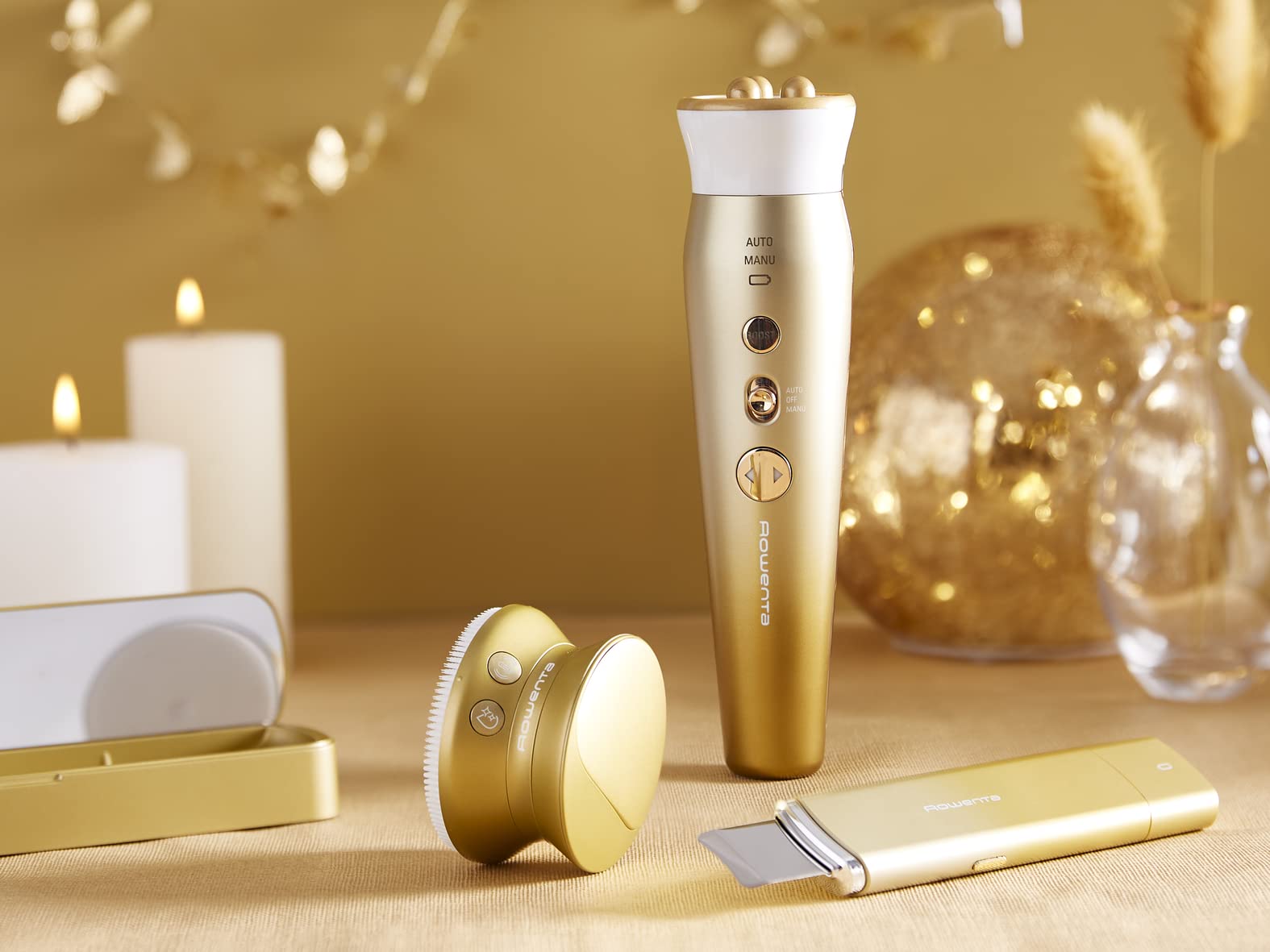 Rowenta Skin Duo Nettoie & Boost Appareil 2-en-1 visage et cou, Nourrit, Nettoie en douceur, Peau apaisée et rajeunie, Vibrations et chaleur, Instant bien-être, Utilisable sous l'eau LV8530F0