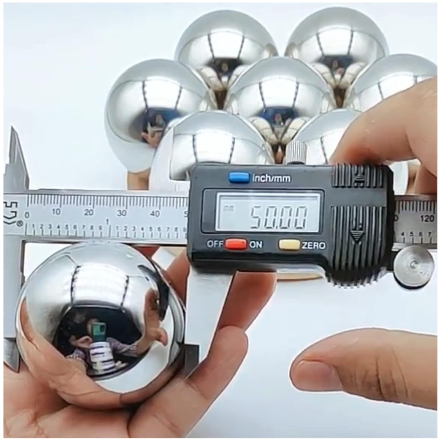 Bearing Steel Solid Precision Large Steel Ball 38.5mm Single 230g*2pcs Ball GCR15 Ball(30mm/pcs110克)