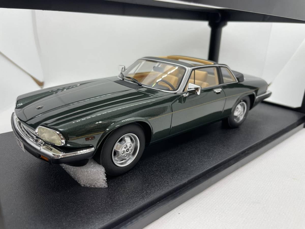 Amazon | Cult 1/18 ジャガー JAGUAR XJ-SC Claret グリーン CML082-1