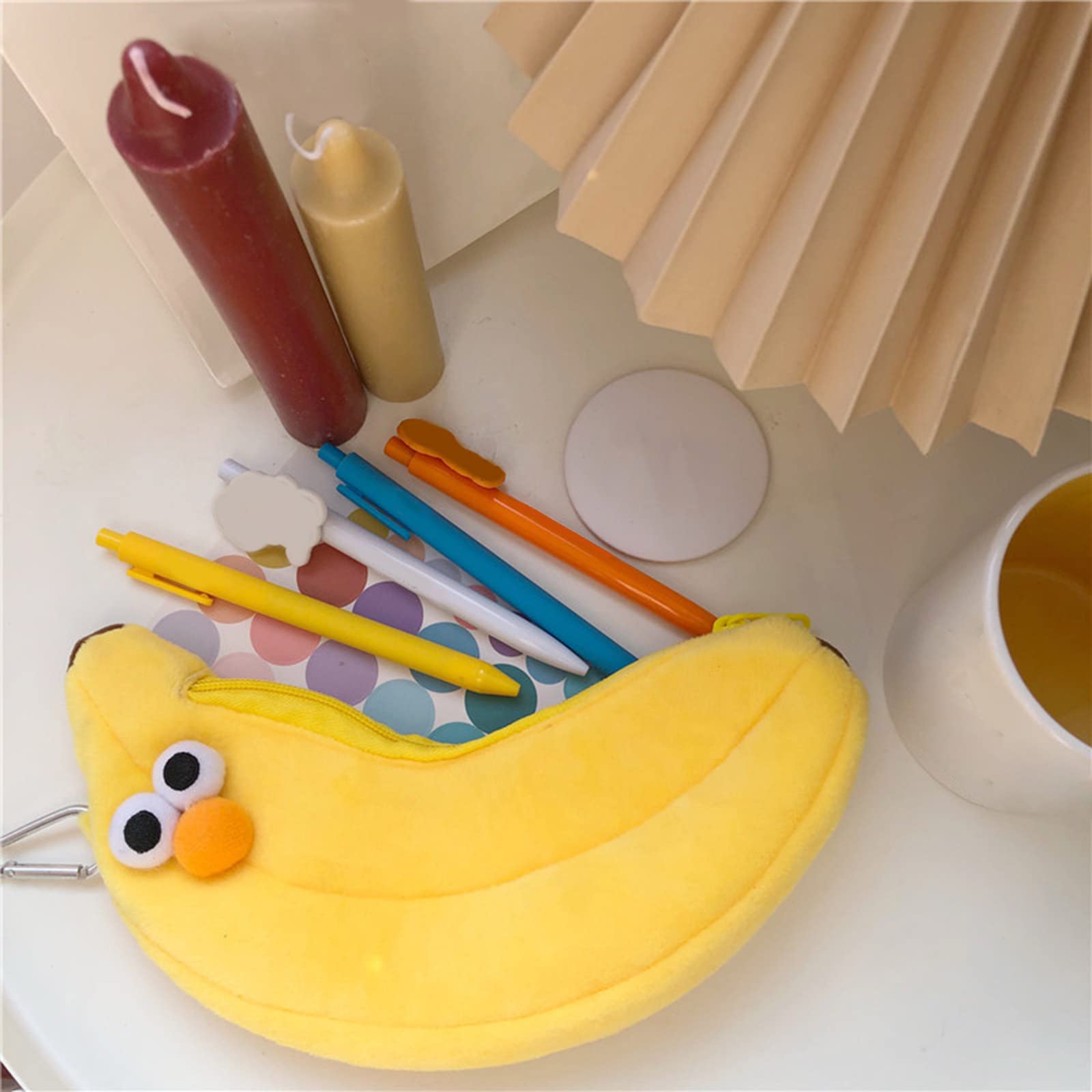 YOUNAFEN Large Capacity Cartoon Banana Pen Pouch Organizer, Washable Makeup Storage Bag, Stationery Organizer, Unisex, Yellow - Image 2