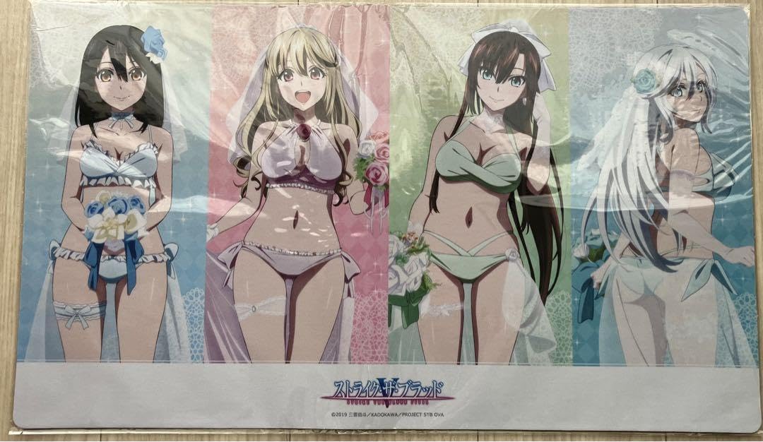 ストライク・ザ・ブラッド FINAL 水着ウェディング ラバーデスクマット Amazon.co.jp: ストライクザブラッド FINAL ラバーデスクマット