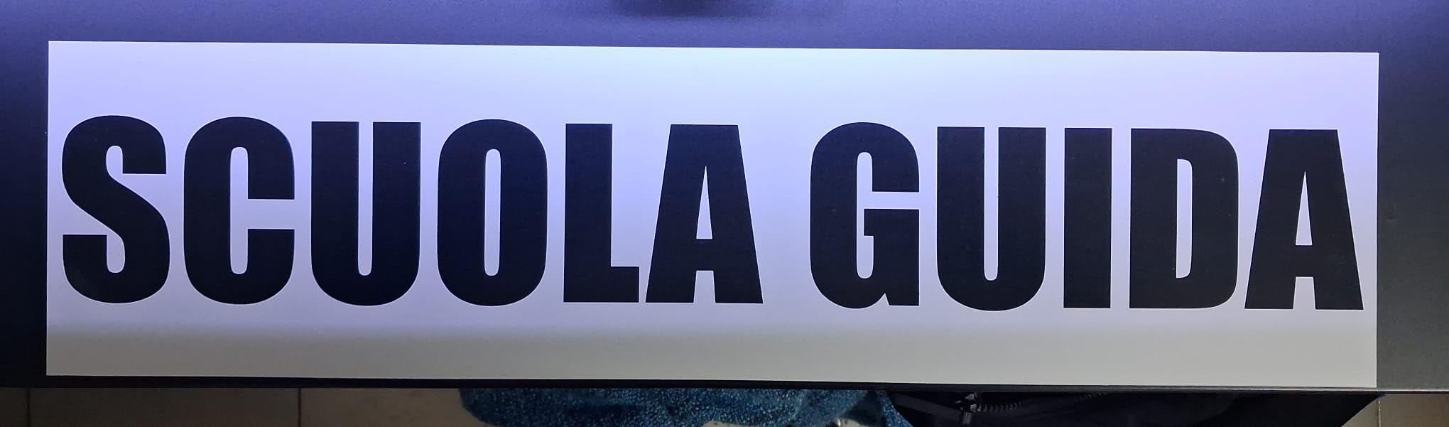 Targa Magnetica per Auto e Furgone WRAP Point Roma [60x15 cm] | Calamita Pubblicitaria Removibile ad Alta Tenuta per Autostrada | Non Graffia la Carrozzeria (personalizzato, 60x15cm Rettangolare)
