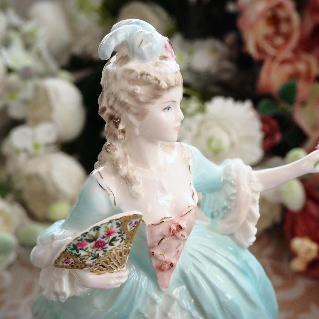 コールポート Coalport マリー・アントワネット フィギュリン 置物