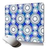 Tapis de souris souple, orné de motifs créés par des designers français talentueux et imprimé dans notre petite entreprise en France.