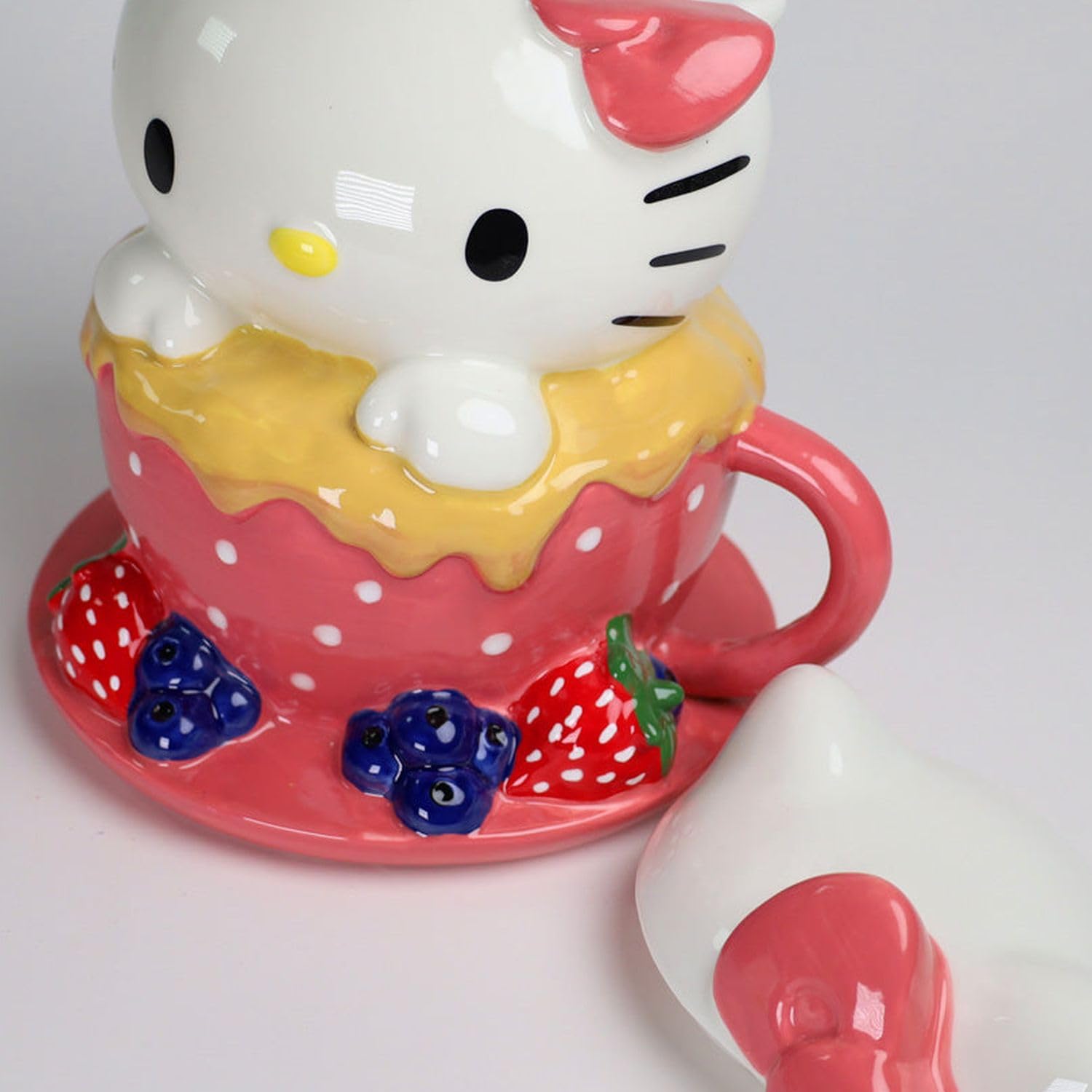 Amazon.com: Blue Sky Clayworks Hello Kitty Sweet Tea Cup Cookie