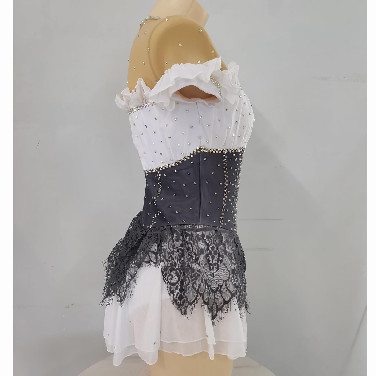 LIUHUO Robe de patinage artistique pour filles et femmes, compétition, danse sur glace, jupe en dentelle ourlet performance