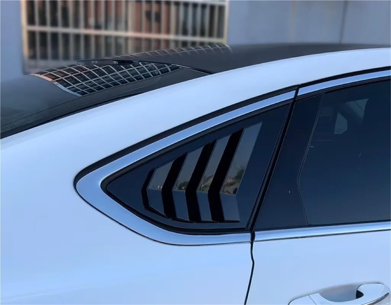 Zaluzje do okien bocznych Pasuje do Forda Mondeo Fusion Sedan 2013-2018, osłony tylnej szyby, bocznej żaluzji, naklejki ozdobnej, wlotu powietrza ABS Osłonę bocznej żaluzji samochodu(Carbon)
