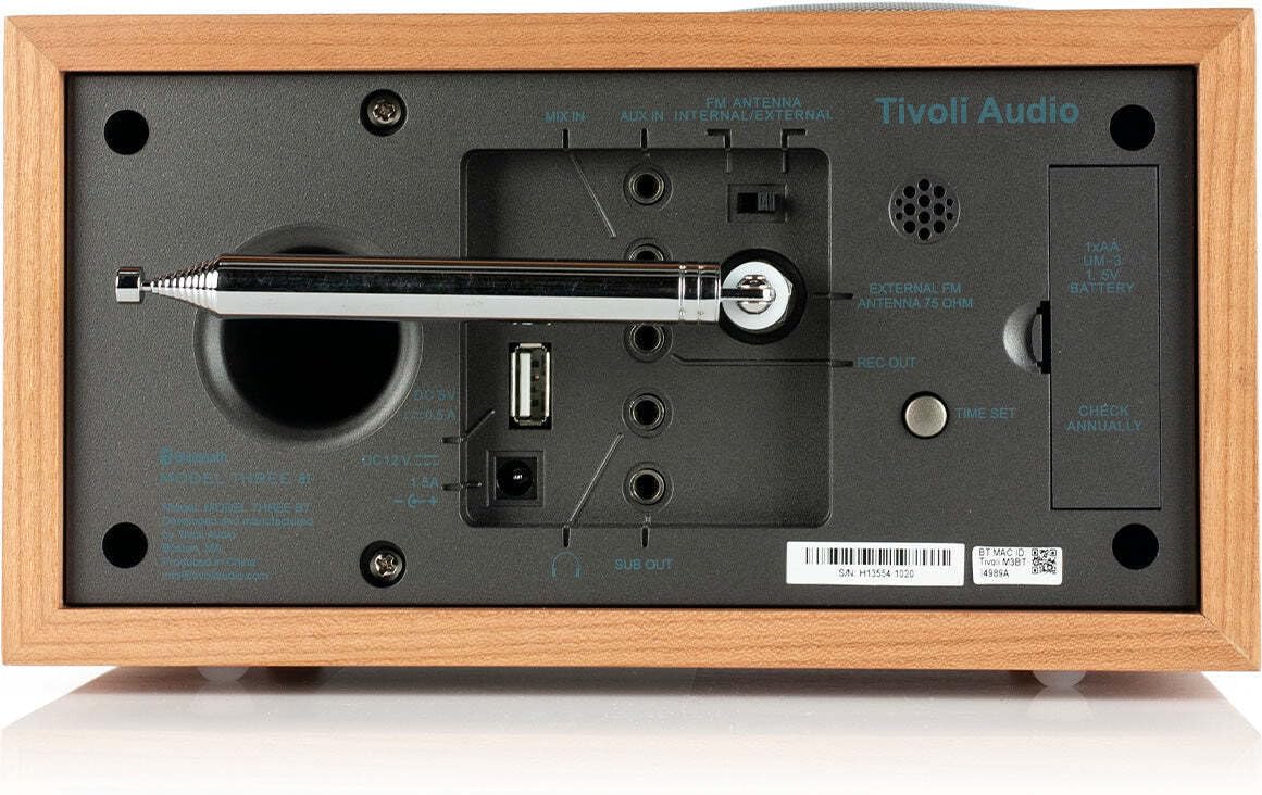 Tivoli Audio Model Three Bluetooth UKW-/MW-Radiowecker (Kirsche / Taupe)