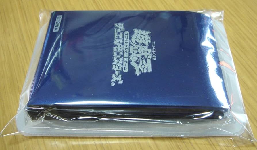 遊戯王デュエリストカードプロテクター・ブルーメタリック Amazon | 遊戯王OCG デュエルモンスターズ デュエリストカード