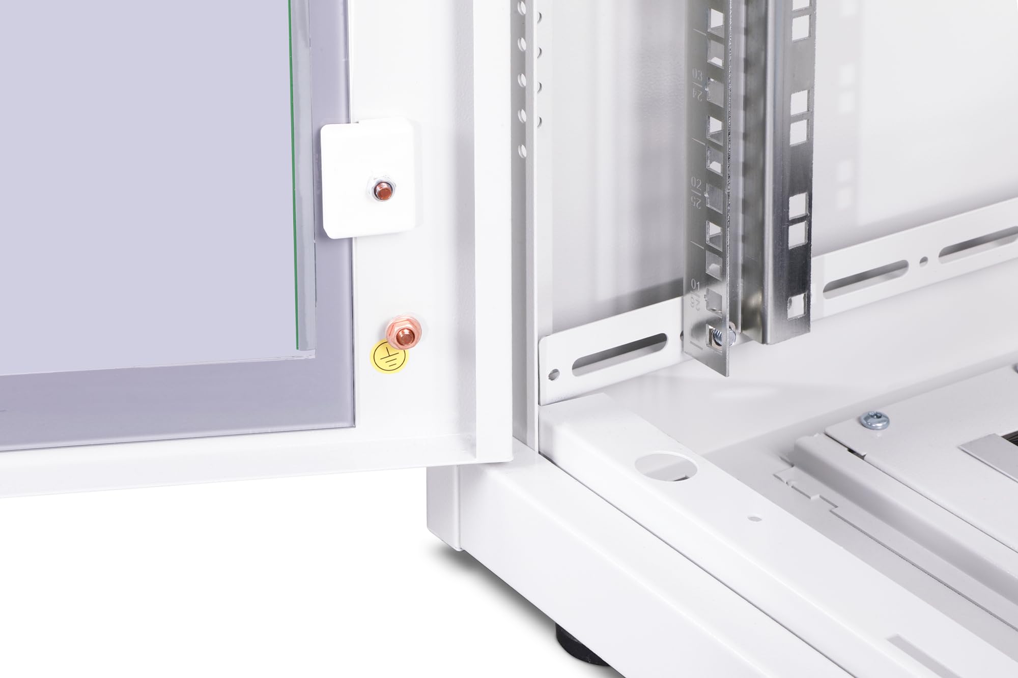 DIGITUS Szafa sieciowa – szafa rack 19 cali – 26U – 60 x 60 cm – głębokość użytkowa 54,3 cm – nośność 1200 kg – wolnostojąca – Szklane drzwi – stopień ochrony IP20 – seria Unique – szary
