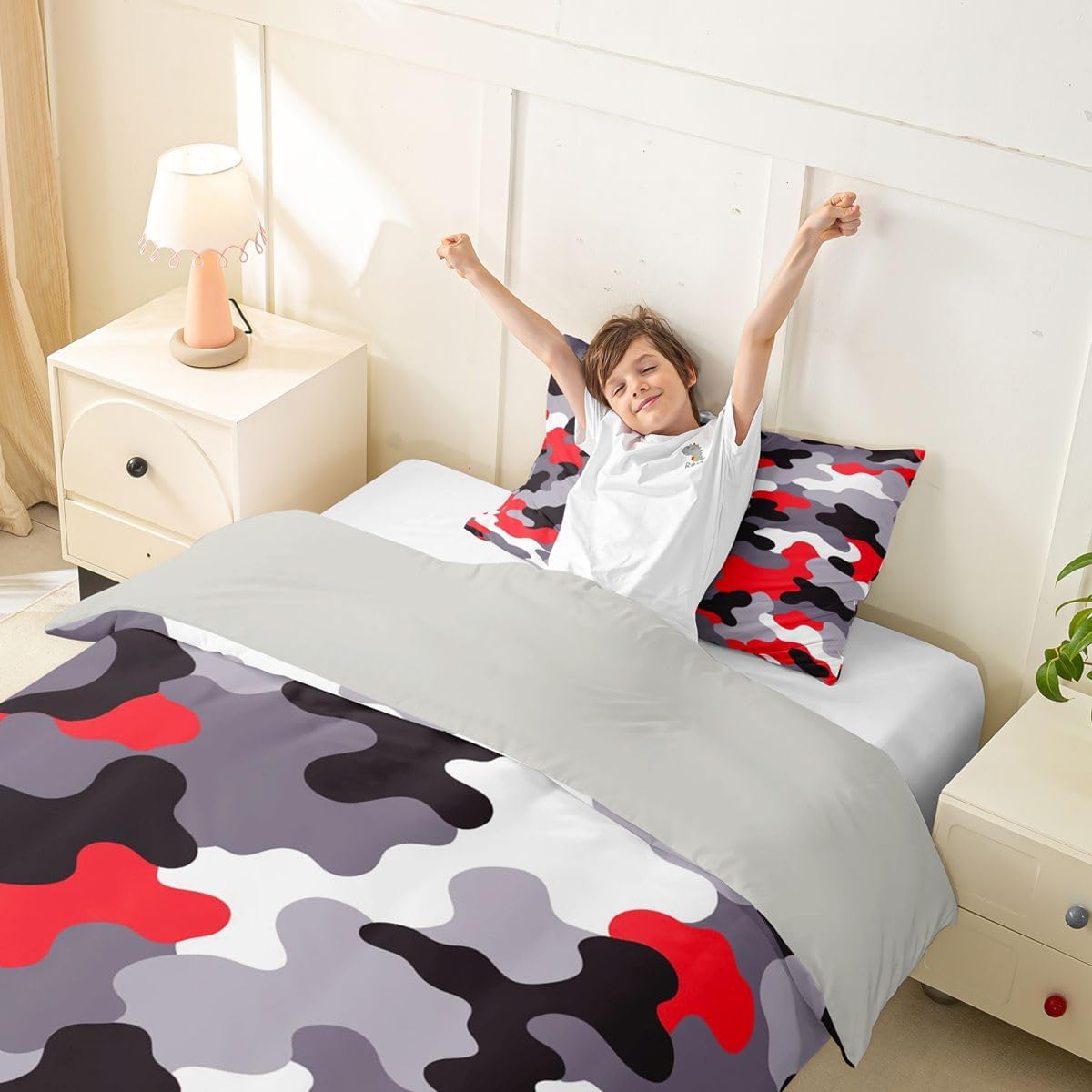 Feelyou Camouflage Duvet Cover Toddler Size Camo Red Comforter Cover for Boys Girls Military Style Bedding Set 2Pcs Room Decor