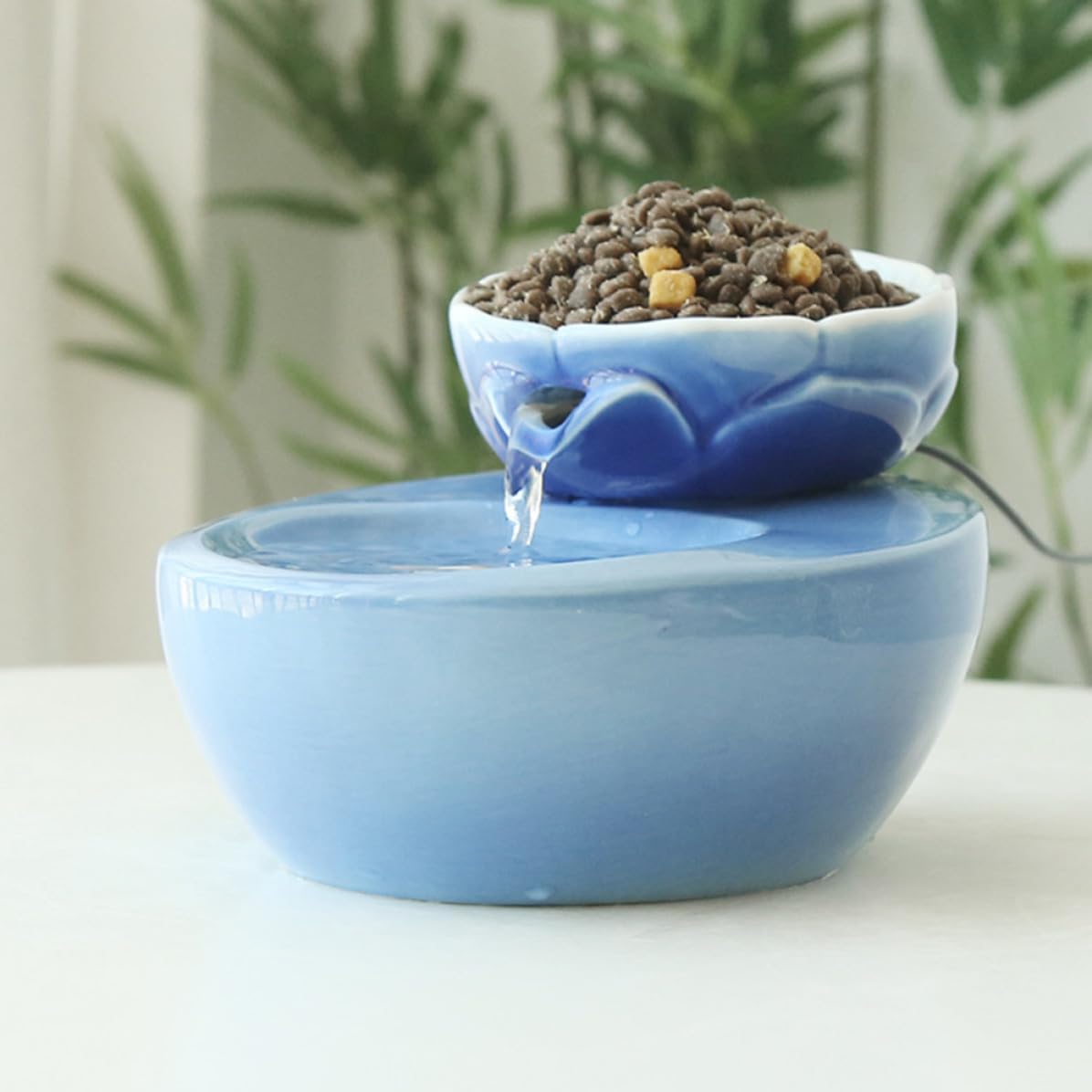 Fontanella per Acqua Sempre Fresca a Casa Automatica in Ceramica per Gatti e Cani con Capacità 1.5l, Design Creativo a Forma di Loto, Filtro Integrato