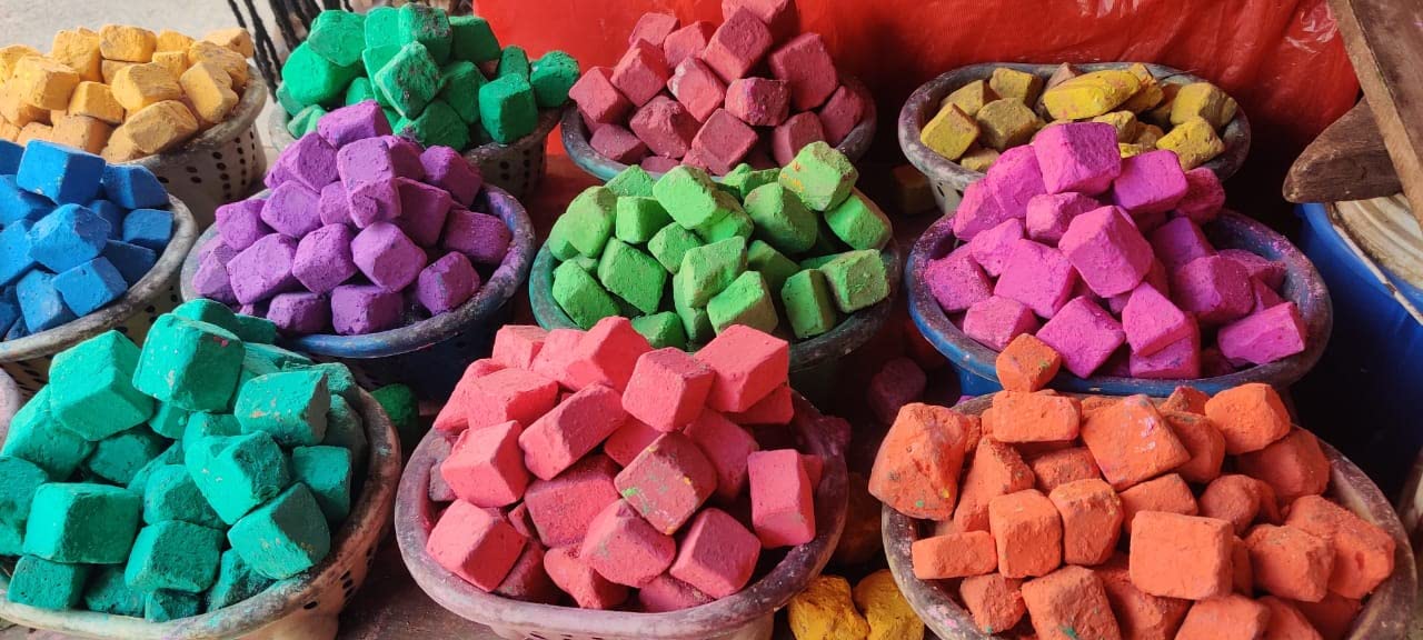 PMK E Store Grade A Coloured Stones - Rangoli Stones for Floor Designs - Colour Muggu Rallu (400grams)-image-45