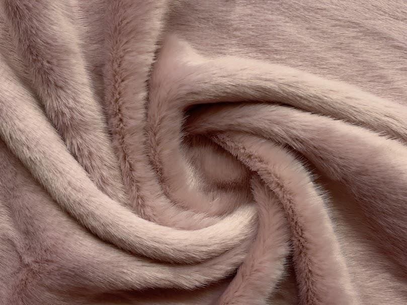 Tissu en fausse fourrure rose poudré 5 m coupon au mètre pour déguisement et art de la table