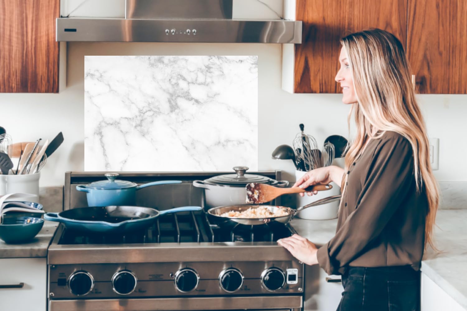 KitchenYeah© Spatscherm Keuken 100x65 cm Kookplaat Achterwand Beschermer Muur Spatwand Fornuis Aluminium Hittebestendig - Bloemen - Natuur - Zwart wit - Fotografie