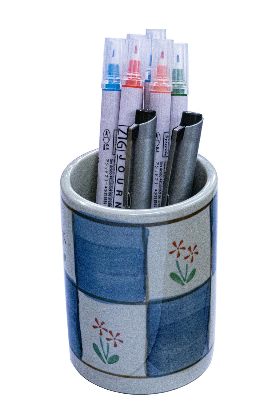 Amazon.co.jp: 弘梅堂 書道 筆筒 ルリ色 草花 （美濃焼） : 文房具 