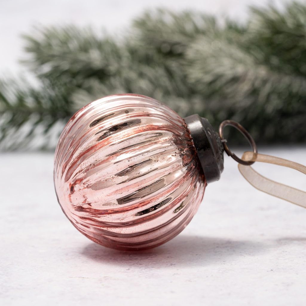 Arthur Cameron Rose – Small Ribbed Glass Bauble – 5Cm Hand-Blown Mini Christmas Tree Decoration – Elegant Xmas Baubles & Small Christmas Baubles With Bronze Cap & Organza Ribbon (Rose)