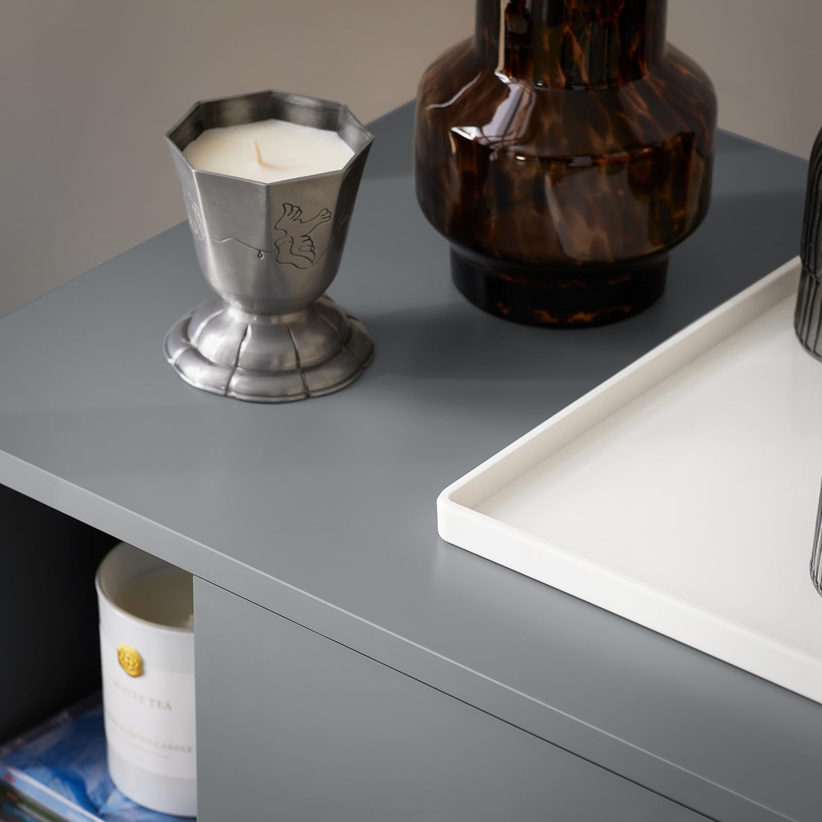 SoBuy Comodino con 3 cassetti e 2 ripiani 48x40x60 cm | Tavolino da notte moderno con cassettiera e spazio contenitore per camera, grigio FBT95-HG