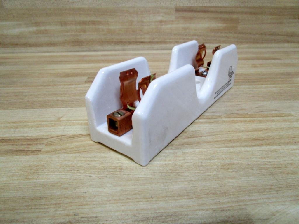 Cooper Bussmann 2611 Buss Fuse Block
