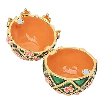 卵型の緑と金の小物入れ 卵型の緑と金の小物入れ 卵型の緑と金の