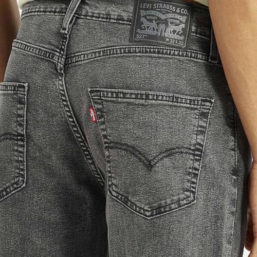 Image of Levi's Men's Bootcut Fit Mid Rise Jeans