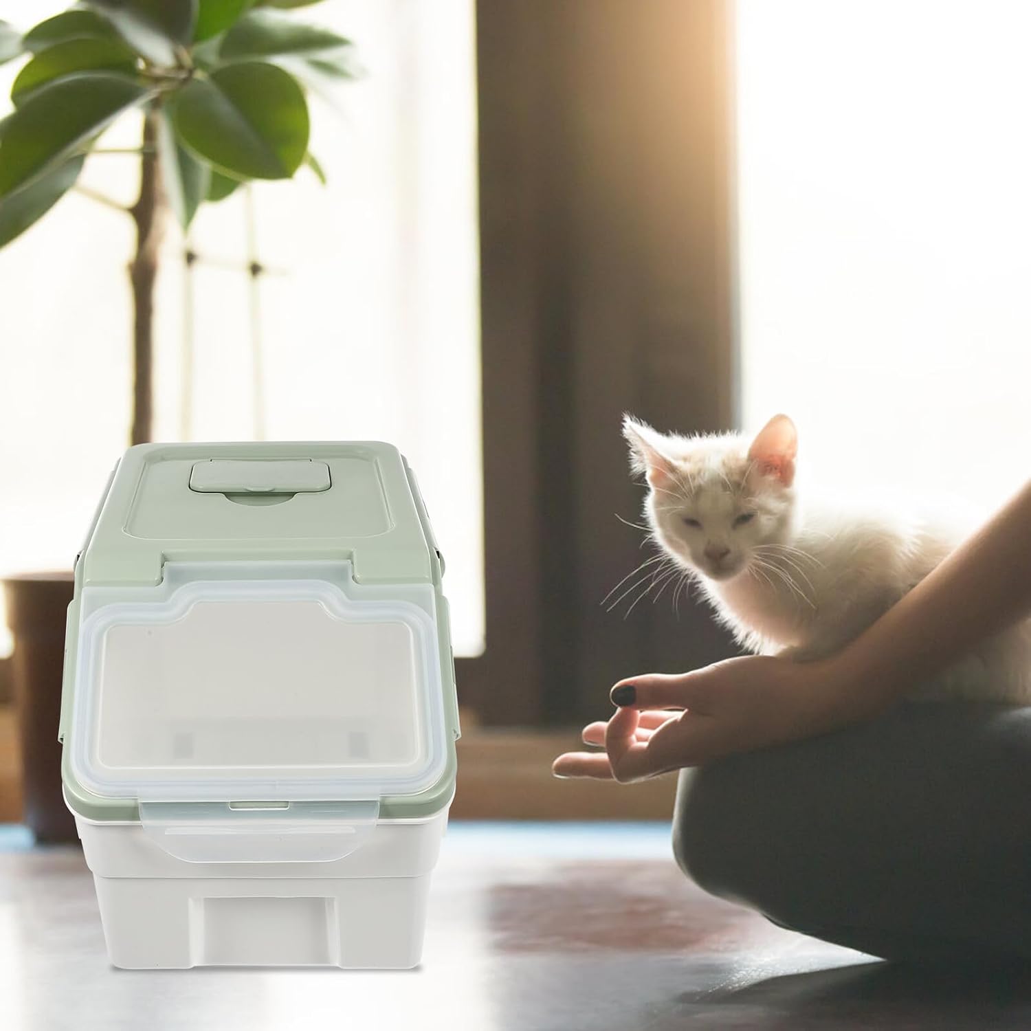 Kichvoe Pet Food Storage Bucket with Airtight Seal, Small Pastel Green Dog and Cat Food Container, Moisture-proof Plastic Bin for Pet Supplies Storage