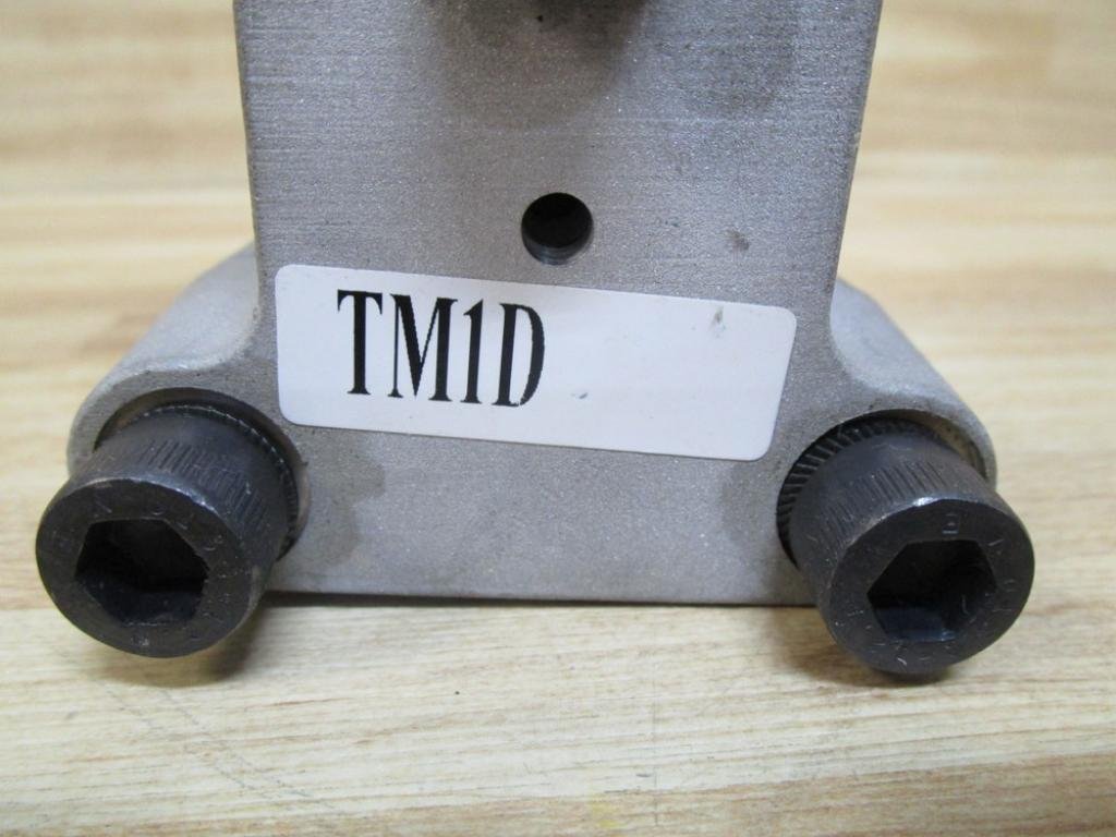 TM1D-400A Clamp