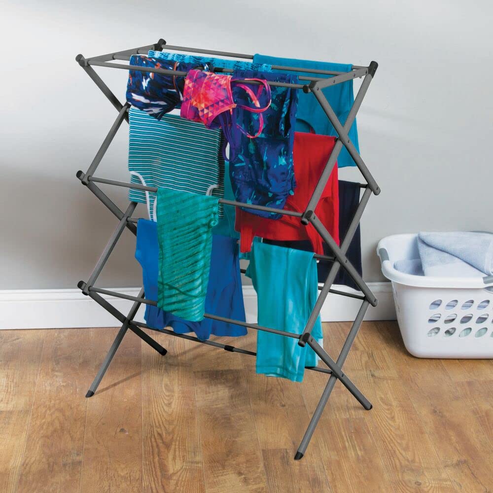 mDesign sèche-linge extensible – séchoir à linge peu encombrant en métal à 3 étages – étendoir à linge intérieur et extérieur pour buanderie,salle de bain ou jardin – gris foncé